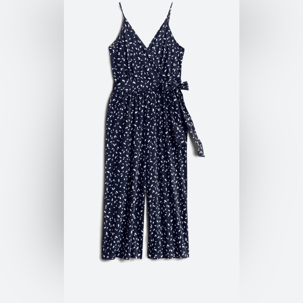 Ladies Jumpsuit/ Medium
